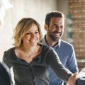 How can i make sure that my contractor is qualified and experienced in remodeling projects?